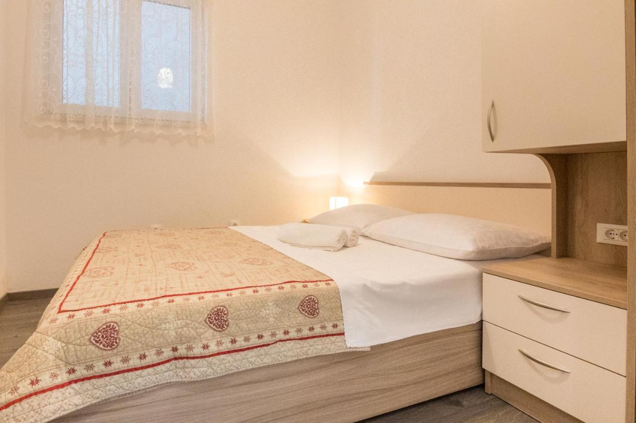 Apartments Mate Tučepi Kültér fotó